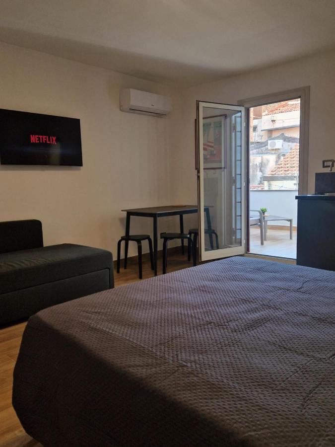 Angel House Oasi Apartment Катания Екстериор снимка